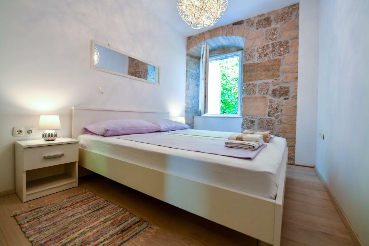 Mila Apartment Синь Экстерьер фото