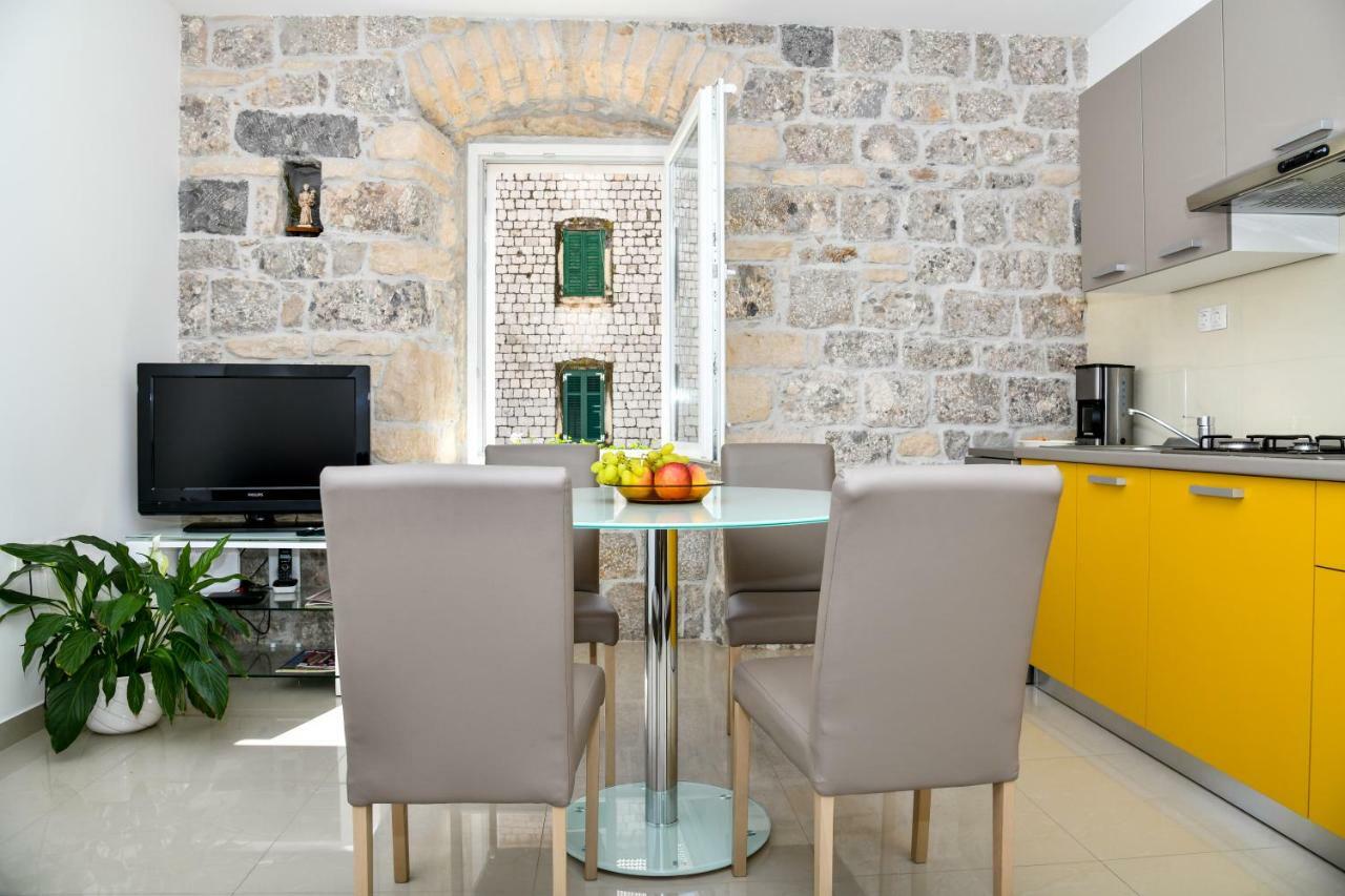 Mila Apartment Синь Экстерьер фото
